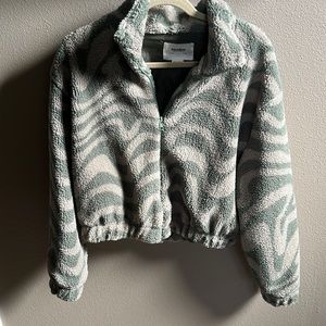 Pull&Bear geometric zip up